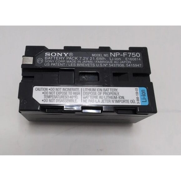 Sony DCR-TRV210 Handycam Hi8 NTSC Digital Camcorder Bundle Vintage 1999 - Picture 15 of 15